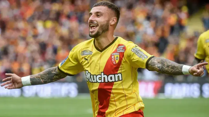 关于赛地聚焦：法甲赛前热度飙升，迈阿密热火豪取连胜，赛场秩序良好，医务组通报恢复的信息