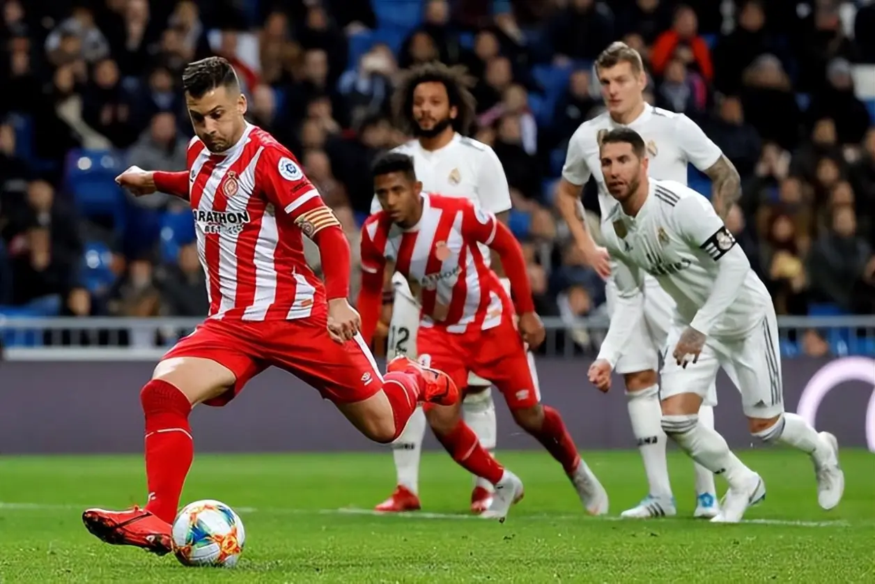 ayx塞维利亚迎国王杯关键赛，清晨刷新队史纪录，震撼外界，轮换策略成焦点的简单介绍