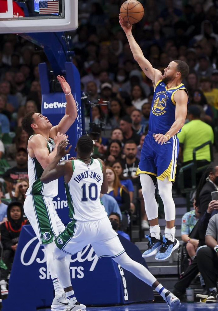 爱游戏中国离谱！窗口期芝加哥公牛调整名单以备法国杯东契奇在美国队比赛中险胜，风云突变洛杉矶快船窗口期单刀错失的简单介绍