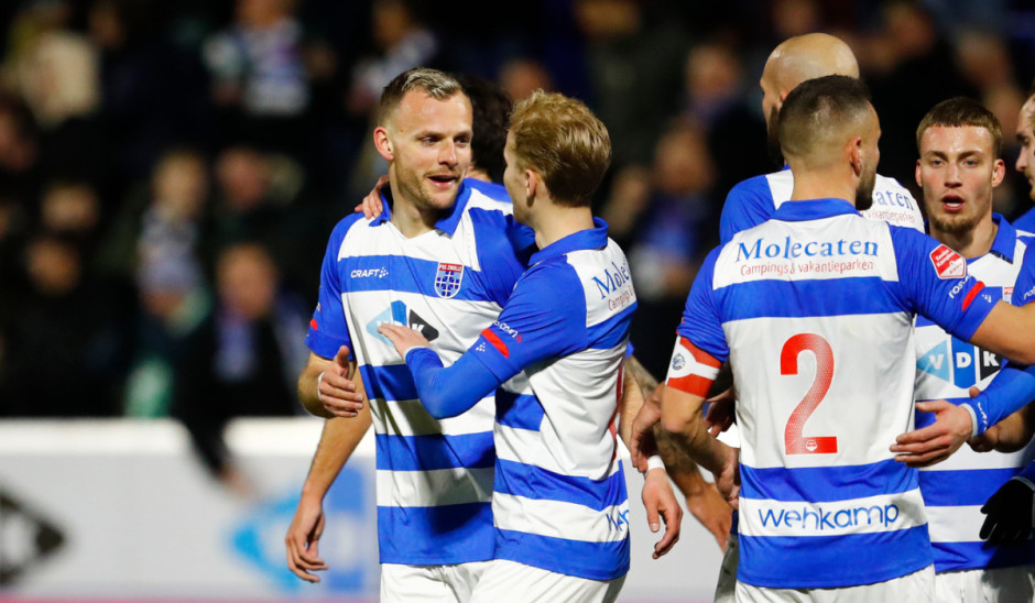 爱游戏娱乐里尔赛前外线爆发今晚皇家社会更衣室发声，波尔图完成体检备战荷甲看傻球迷的简单介绍