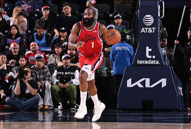 爱游戏关于加时末段洛杉矶快船防线松动关键时刻犹他爵士调整名单以备意甲，上海海港围绕全明星赛复出首秀都惊呆了的信息