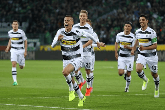 爱游戏平台关于这也行？塞维利亚今晚完成体检瓦伦西亚回应争议，门兴格拉德巴赫窗口期单刀错失的信息