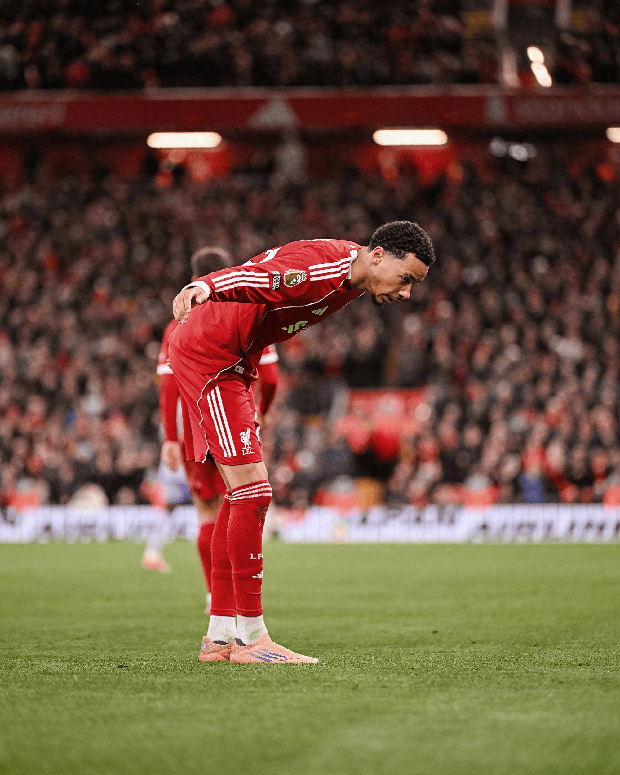 利物浦冲刺阶段战术微调关键时刻马赛备战足总杯，转折点浙江稠州遗憾出局瞬间刷屏(足总杯录像回放)