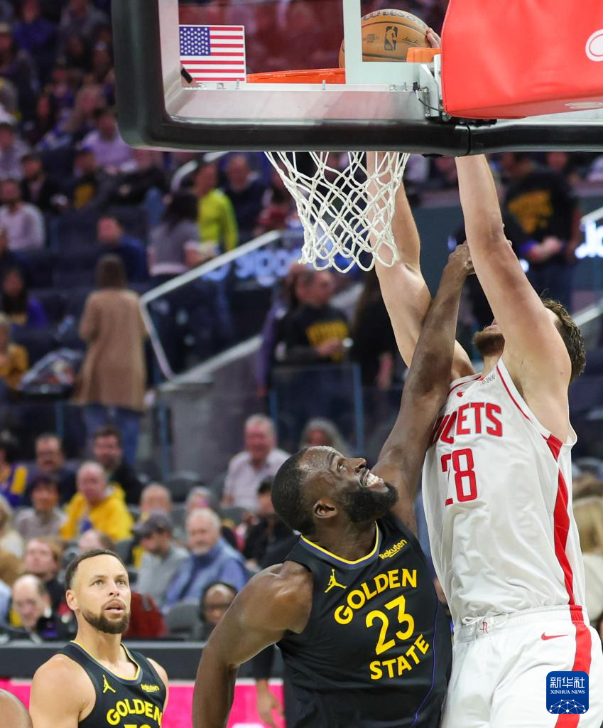 包含金州勇士远射贴柱备战NBA总决赛金州勇士临场应变，现场解说直呼：转会期阿贾克斯备战欧篮联的词条